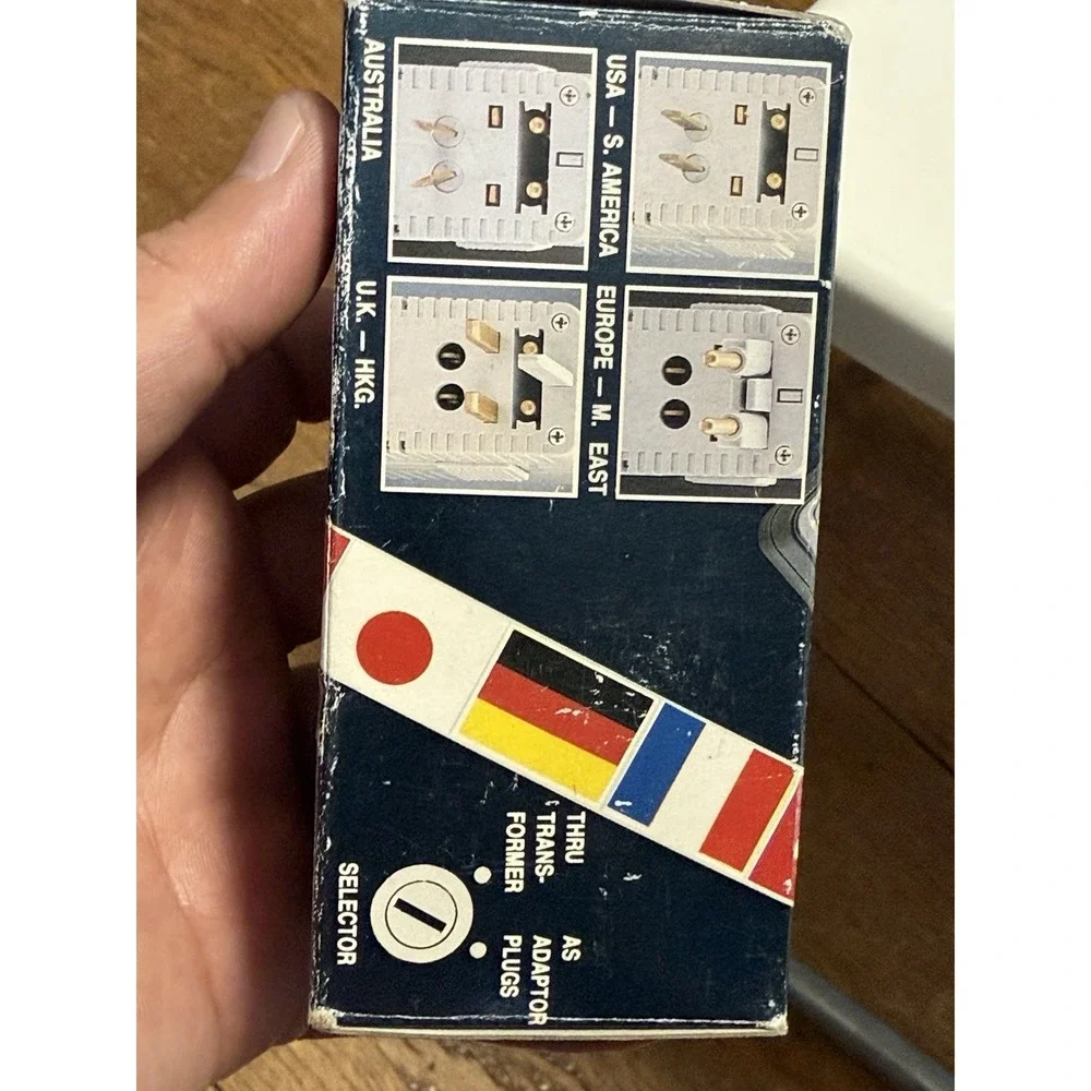 TRAVEL CONVERTER - Picture 3 of 5